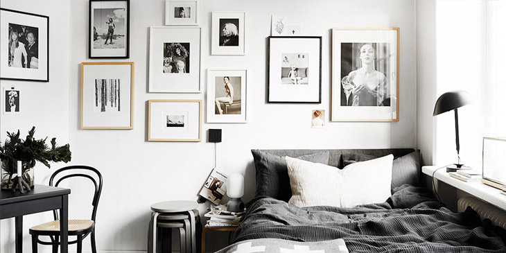 Black and white modern living room