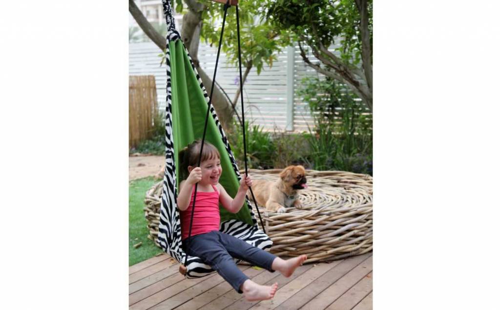 Hippe kinder hangstoel met dierenprint