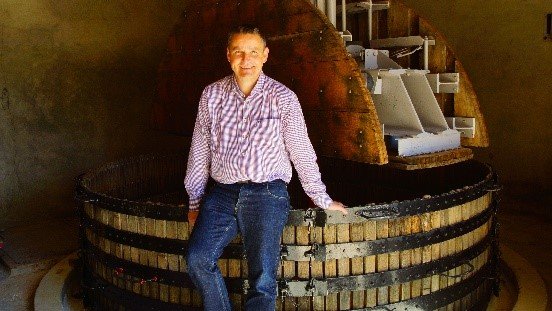 Treffen Sie den Winzer: CHAMPAGNE SECONDE SIMON Treffen Sie den Winzer: CHAMPAGNE SECONDE SIMON
