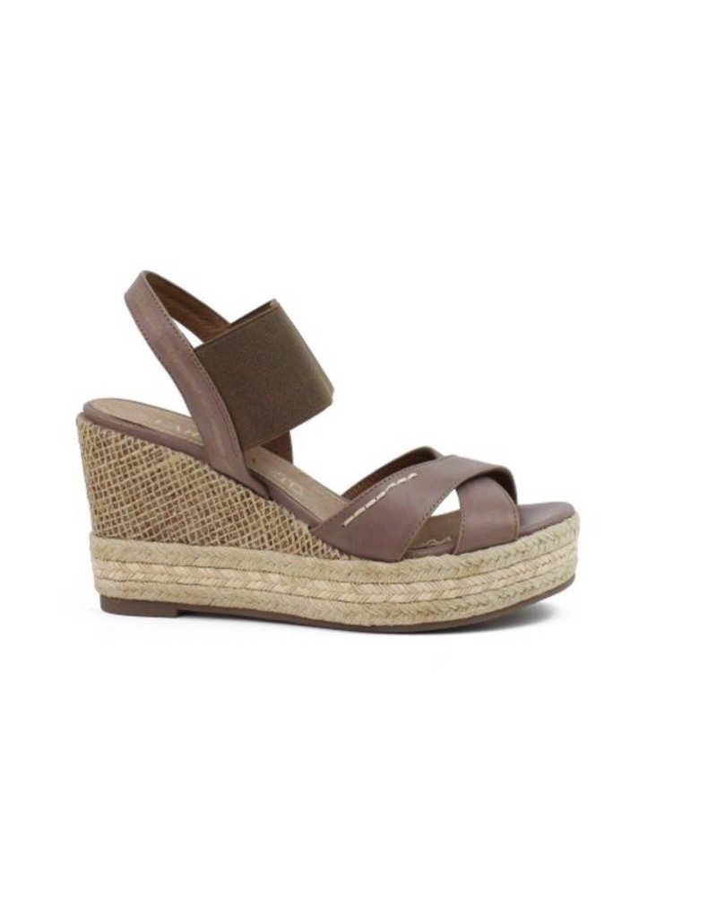 Carmela Carmela 65512 wedge sandals