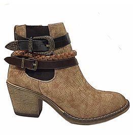 redz shoes amazon