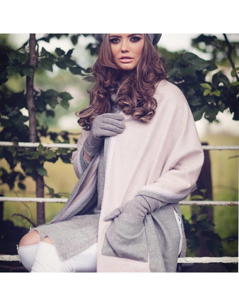 Kelly Craig Ke1704009-1 Wrap with pockets