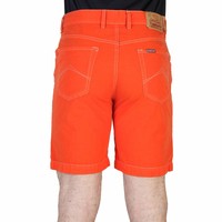 Kurze Herrenjeans von Carrera - orange