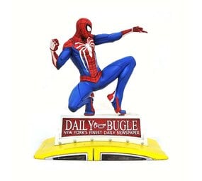 DIAMOND SELECT TOYS Marvel Gallery: Spider-man on Taxi