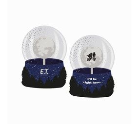 Half Moon  Bay E.T. the Extra-Terrestrial: Snow Globe