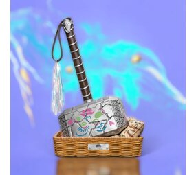 Beast Kingdom Marvel: Thor Love and Thunder - Mjolnir Love Version 1:1 Scale Statue