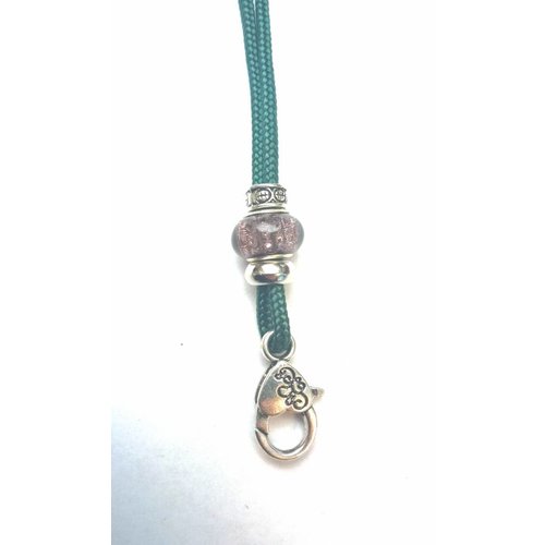 PJH Paracord Fluitkoord met kralen - Groene Kleuren PJH Paracord Fluitkoord met kralen - Groene Kleuren