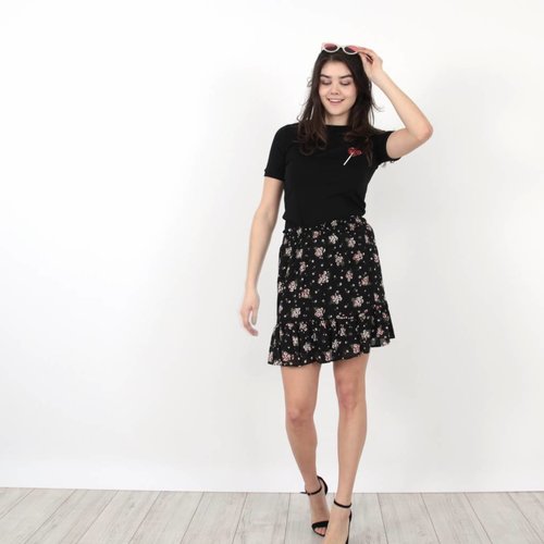 Daphnea Flower skirt Daphnea Flower skirt