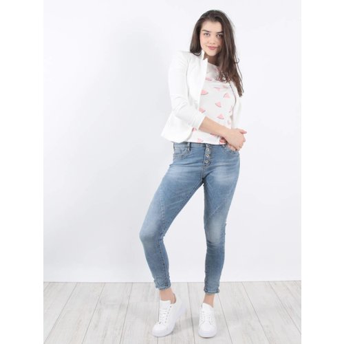 Jewelly Give a way jeans Jewelly Give a way jeans
