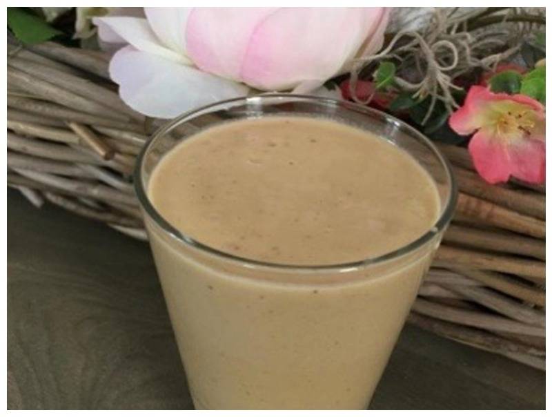 Greensweet stevoa peanut butter caramel smoothie a la doenke.jpg