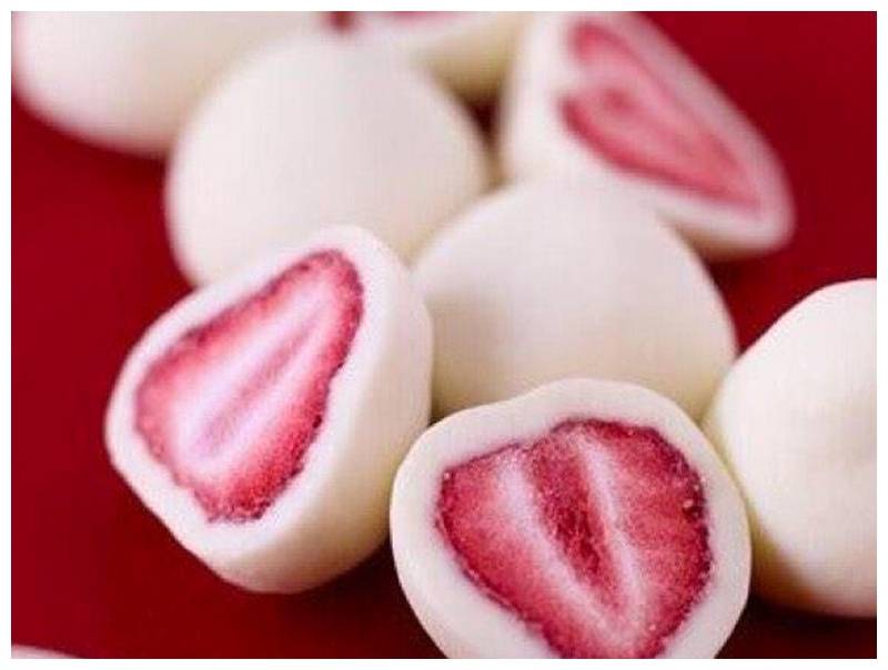 Strawberry bonbons.jpg