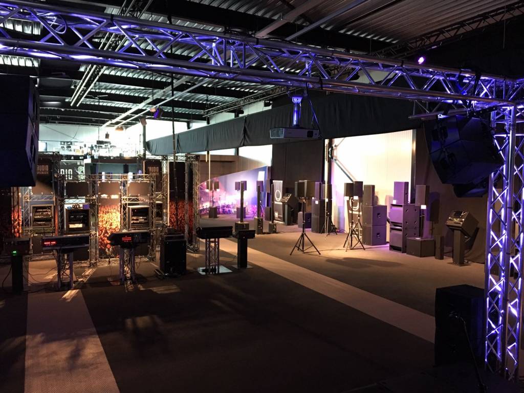 A 1400 m2 world full of audio wonders in Apeldoorn