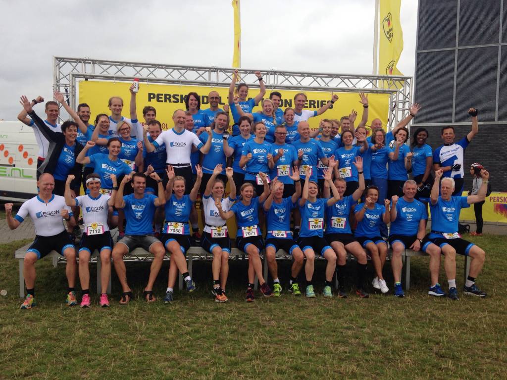 Aegon medewerkers schitteren in Fusion tijdens de 010 Triathlon voor het Alzheimerfonds