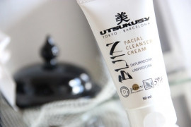 Utsukusy Bijin Facial Cleanser Cream + Win