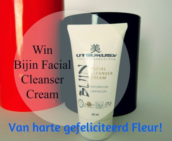 En de winnares van de Bijin Facial Cleanser Cream is ...