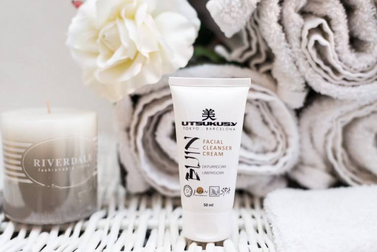 Bijin Facial cleanser cream van Utsukusy-Schoonheid.nl