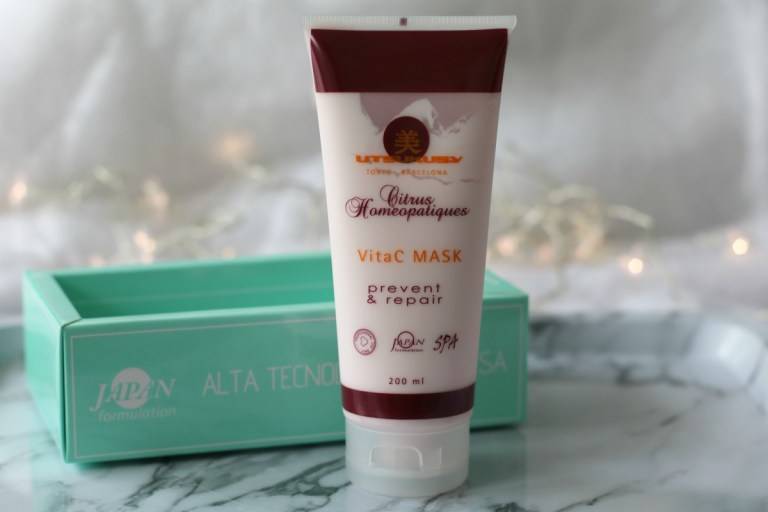 Review: Utsukusy Citrus Homeopatique Vitamine C masker