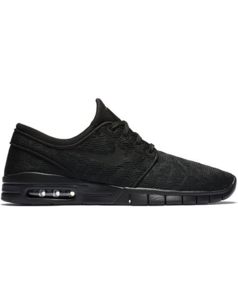 nike sb stefan janoski max trainers in black nike sb stefan janoski max trainers in black