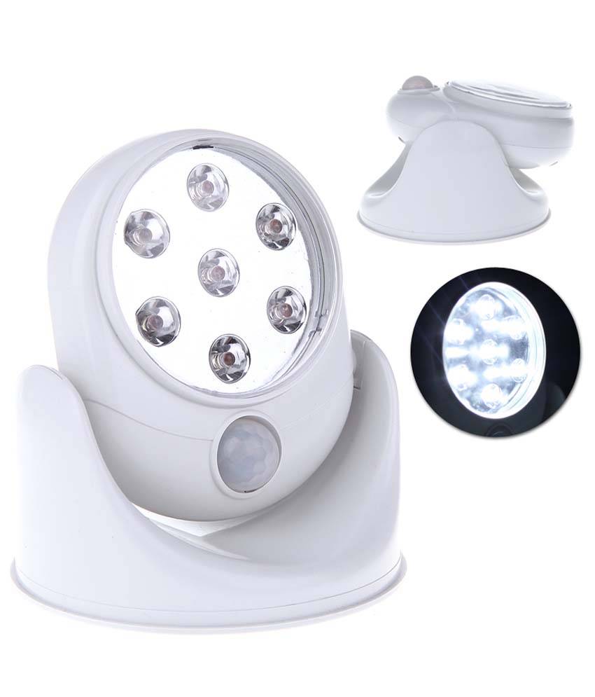 Binnen/buiten Draadloze LED verlichting | Action Markt Binnen/buiten Draadloze LED verlichting | Action Markt