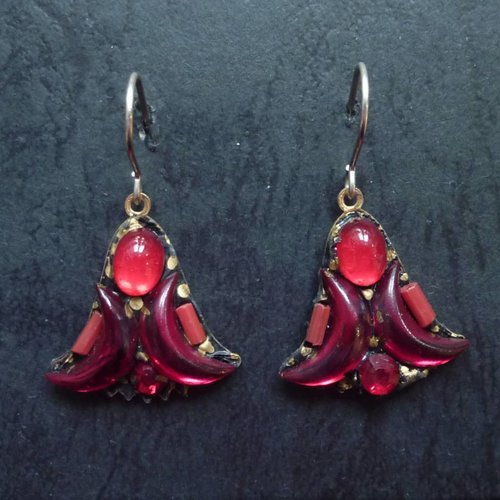 Annie Sherburne Vintage Harebell red drop crystal earrings Annie Sherburne Vintage Harebell red drop crystal earrings
