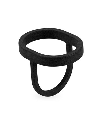 Ola Ring grote ovaal zwart