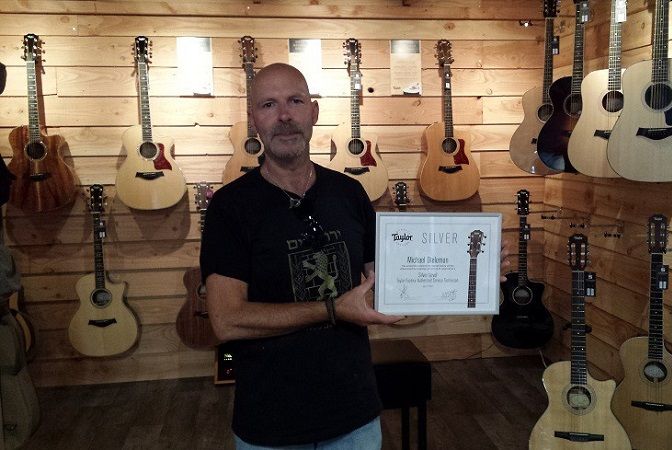 Gitaar Onderhoud & Reparatie