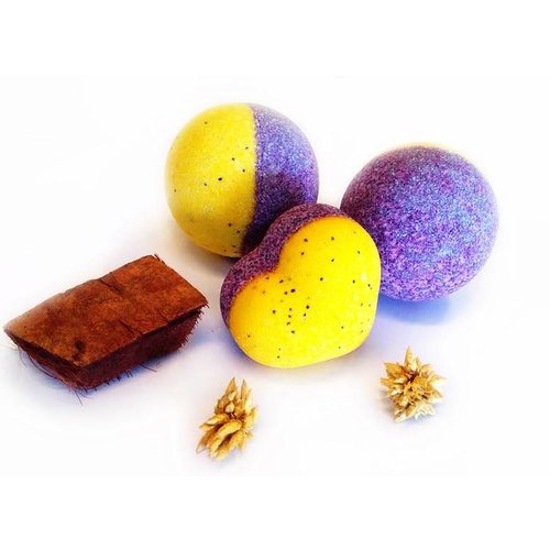 Handmade Soap Handgemaakte bruisbal Passievrucht Handmade Soap Handgemaakte bruisbal Passievrucht