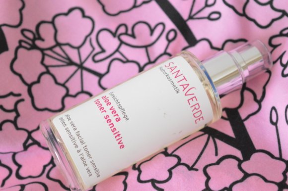 Review Santaverde alöe vera sensitive toner