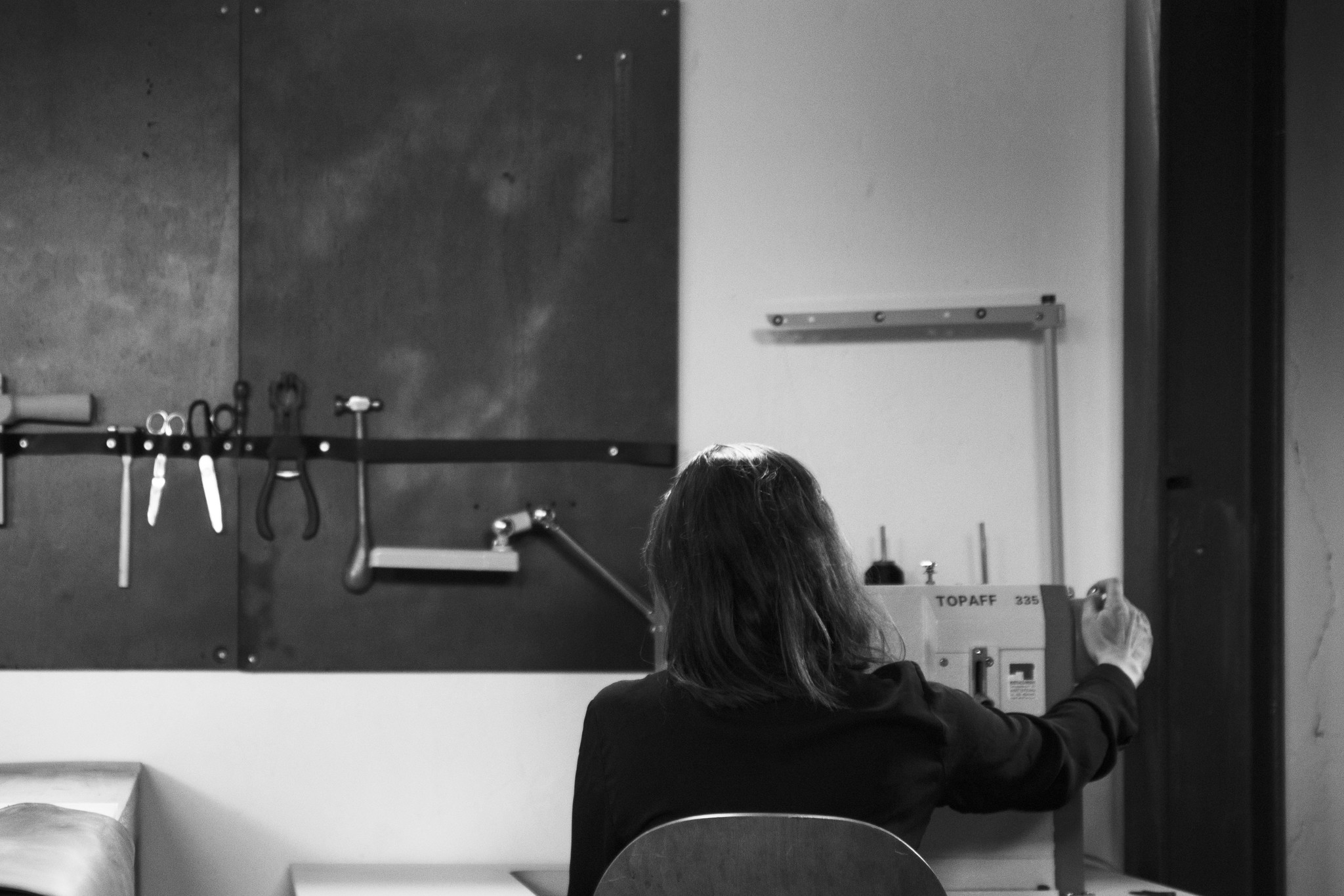atelier leather