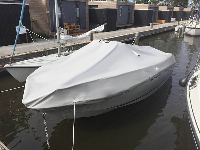 Dekzeil voor Quicksilver Contender 600