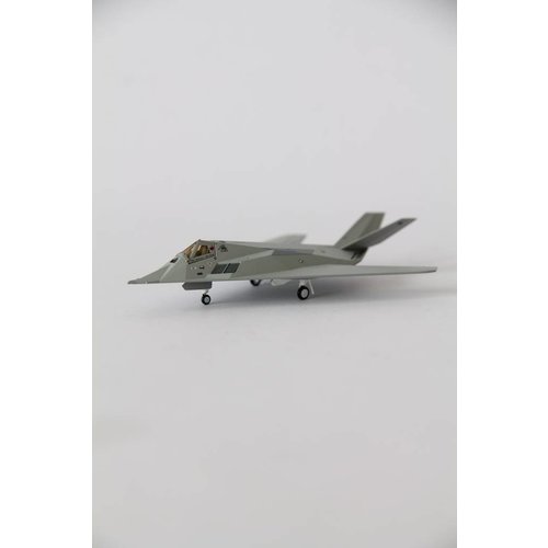 Hogan 1:200 US Air Force Lockheed F-117 Hogan 1:200 US Air Force Lockheed F-117