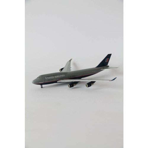 Herpa 1:400 United B747-400 Herpa 1:400 United B747-400