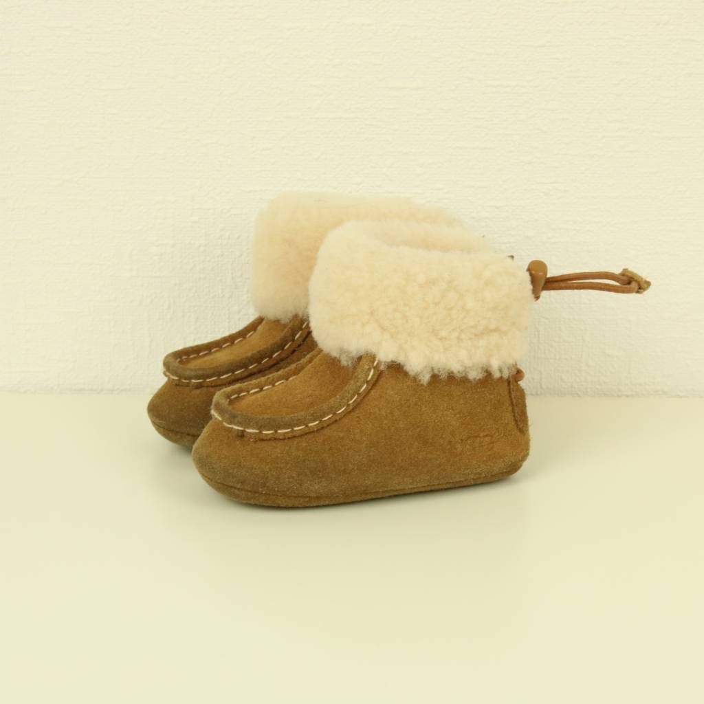 baby uggs maat 18 baby uggs maat 18