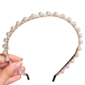Haarband met parelmoer kralen *