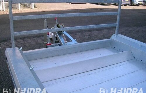 Wielstop 180cm (breedte) voor een Hulco Terrax machinetransporter