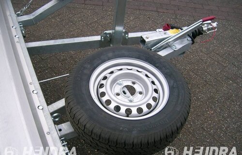 Reservewielsteun voor Anssems AMT/MSX autotransporter